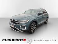 VW T-Roc, 1.5 TSI Style IQ-LIGHT PARKL BEATS, Jahr 2022 - Arnstadt