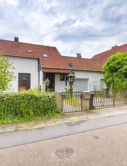 Zwei Einfamilienhäuser - ein charmantes Ensemble mit Potenzial! - Zeitlarn