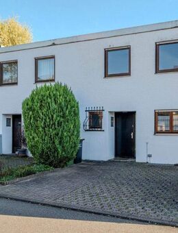 Platz für die ganze Familie - RMH mit unverbaubarer Aussicht - Vaihingen (Enz)