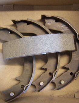 MB534876 Bremsbacke hinten links Mitsubishi Galant E10 Sapporo E1 - Hannover Vahrenwald-List