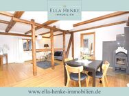 Wie ein Haus: Stilvolle, schöne Fachwerk-Maisonette-Wohnung mit großer Terrasse + Mini-Garten... - Schöppenstedt
