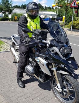 Ich 64 j suche eine liebe Frau vo 45 - 63 j für eine liebe harmonische Partnerscharft . - Erftstadt
