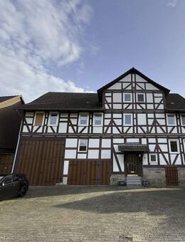Schönes Fachwerkhaus mit Scheune und Ausbaureserve in Großalmerode-Uengsterode - Großalmerode