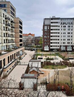 DER SPREE SO NAHE - Berlin