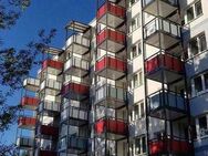 Blick ins Grüne - sanierte Single-Wohnung mit Balkon - Kiel