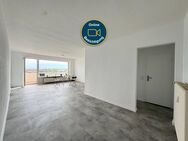 ! Erstbezug nach Renovierung ! 4 Zimmer - Balkon - PKW-Stellplatz - Garbsen