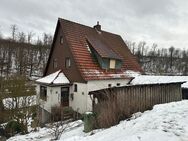 Schönes Einfamilienhaus mit 7 Zimmern ca.150m² und Grundstück mit ca.700m² ein reines Raumwunder! - Haina (Kloster)