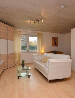 Freundlich möblierte 1-Zimmerwohnung in Greußenheim mit PKW-Stellplatz - Greußenheim