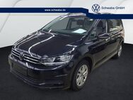 VW Touran, 1.5 TSI Comfortline, Jahr 2024 - Gersthofen