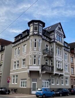 +++ Traumhafte Maisonette mit Dachterrasse, neuen Dielen und Einbauküche +++ - Hildesheim