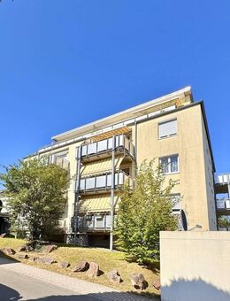 KL-Nord - Neuwertige 3 Zi.-Penthousewhg. m. EBK, Bad, Dachterrasse, Garage, Stellplatz - Kaiserslautern