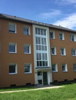Renovierte 3-Zimmer-Wohnung mit Balkon zu vermieten - Bielefeld