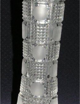 Schöne Bleikristall Blumenvase, schlanke Form auf kleinem Fuß, Marke Joska, Höhe 21 cm, Ø 5,5 cm - Hamburg Wandsbek
