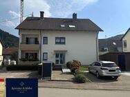 Großzügige Obergeschosswohnung mit zwei Balkonen und einem Stellplatz - Buchenbach