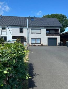 Wohnhaus in Schmidt mit zusätzlichen Anbau - Nideggen