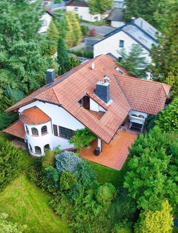 Exklusive Villa mit Indoorpool, Wellnessbereich & traumhaftem Parkgrundstück mit einmaligem Baumbestand - Hösbach