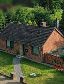 Neetze: Modernisiertes Einfamilienhaus auf großem Grundstück - Neetze