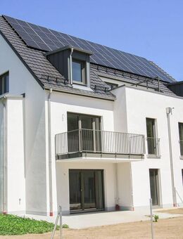 Moderne 3-Zimmer-Neubauwohnung mit Balkon, gehobener Ausstattung, Lift und zwei Tiefgaragenplätzen - Moosburg (Isar)