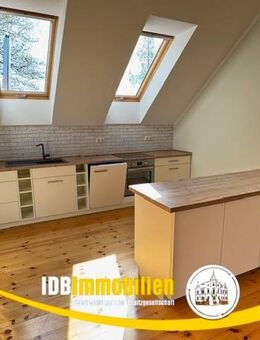 Große 3-Raumwohnung mit Einbauküche, Garten und Garage - Dippoldiswalde