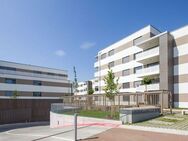 Attraktive, hochwertige 3 Zimmer-Dachgeschosswohnung inkl. Einbauküche und TG-Stellplatz - Friedrichshafen