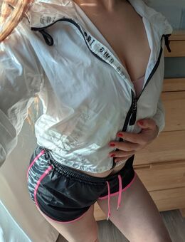 Ballonjacke sexy Windbreaker Crop Top mit Kapuze - Hannover