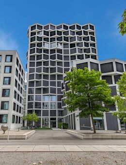 Stadtleben mit Stil - 1,5-Zimmer-Apartment im Friends Tower nahe Hirschgarten - München