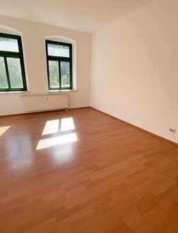 Große 5-Raum-Wohnung in ruhiger, zentrumsnaher Lage von Aue - Aue
