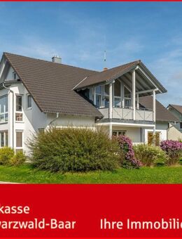 Modernes 2-Familienhaus mit 2 Carports in idyllischer Lage - Villingen-Schwenningen