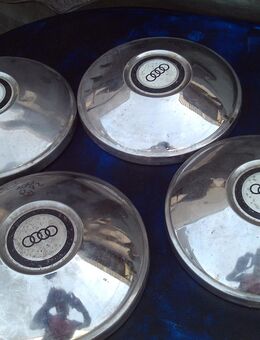 Audi 100 Bj.74 4Radzierblenden,Kotflügel,Scheinwerfer,Rückleuchten - Reutlingen