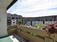 Münchner Pendler aufgepasst: großzügige 2-Zimmer-Wohnung mit Anbindung an die A8, TG und Loggia! - Augsburg
