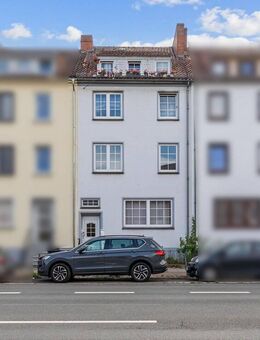 Bremen-Woltmershausen: Mehrfamilienhaus mit vier Wohneinheiten - Bremen
