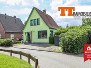 TT bietet an: Ihr neues Zuhause: Einfamilienhaus mit großem Grundstück in ruhiger Umgebung! - Schortens