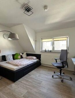 Gemütliches Nest in Dortmund-Hombruch Helle und freundliche DG-Wohnung im Zentrum - Dortmund