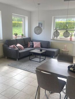 Wohnen mit Pferd! Einmalige Gelegenheit! 2 ZKB Erdgeschosswohnung, 50 m² auf Reitanlage - Fürstenau