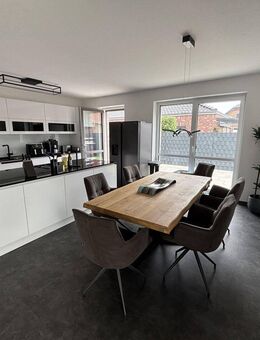 modern & barrierefrei! 4-Zimmer-Wohnung mit Tiefgarage im beliebten Stadteil Rheine-Wietesch! - Rheine