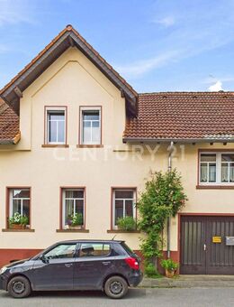 Liebevoll saniertes Einfamilienhaus im Herzen von Hofheim - Hofheim (Taunus)