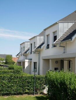 *** Idyll.Winzerort am Kaiserstuhl (bei Freiburg) Neubau Reihenhaus, Garage & Stellplatz, Designer komf. EBK, 4,5Zi& DG Studio zum Ausbau vorbereitet. - Endingen (Kaiserstuhl)