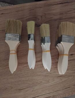 Flachpinsel mit Holzgriffen & Metallhülsen Zwei Größen – einzeln oder im Set erhältlich! - Dormagen