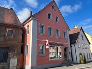 Großzügiges Stadthaus in Leutershausen zu verkaufen mit vielfältigen Nutzungsmöglichkeiten und Platz - Leutershausen