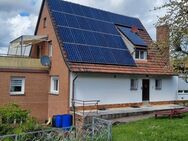 RESERVIERT!!!Freistehendes 2-3-Familienhaus mit PV-Anlage in wunderschöner Lage! - Bad Brückenau