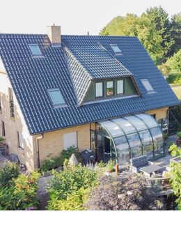 Charmantes, komfortables Landhaus mit Wintergarten, Koiteich und FeWo in Glowe/Polchow -Rügen! - Glowe