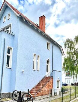Mehrfamilienhaus mit 3 Wohneinheiten und Gewerbefläche zzgl. Zweifamilienhaus - Hohen Neuendorf