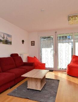 Helle, große 2-Zimmer-Wohnung mit Freisitz in Kandern, möbliert - Kandern