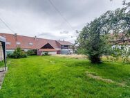 Großes Grundstück mit Altbestand in ruhiger Lage als Bauplatz oder Handwerkerhaus für Selbermacher - Dobel