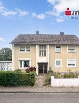 Gepflegte 4-Zimmer-Wohnung mit 2 Garagen - Alsdorf (Nordrhein-Westfalen)