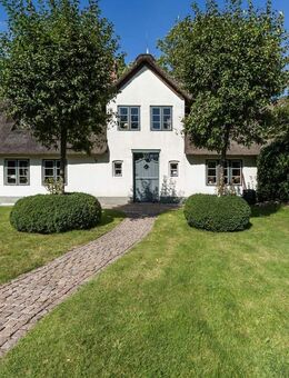 Exklusives Domizil in Keitum- Doppelhaus mit Einzelhauscharakter in bester Lage und Privatsphäre - Sylt