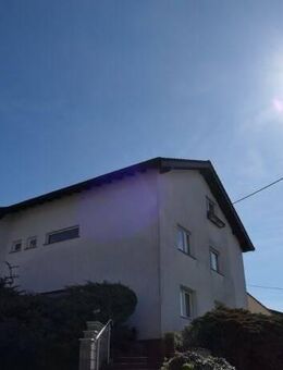 Großzügige, ruhige Eigentumswohnung in 3-Familienhaus mit Garage - Weiler (Bingen)