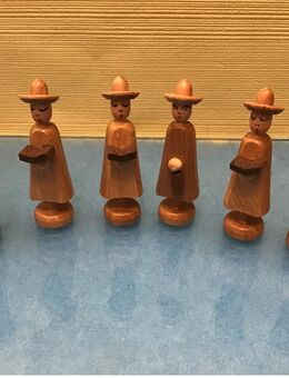 Erzgebirge naturfarbene 6 Kurrendesänger Krippenfiguren Weihnachtsschmuck - Meerbusch