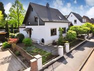 Moers-Eick: Idylisches Einfamilienhaus auf Traumgrundstück - Moers