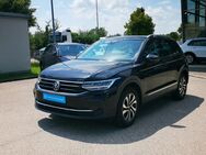 VW Tiguan, Active 8fach bereift |, Jahr 2023 - Erding